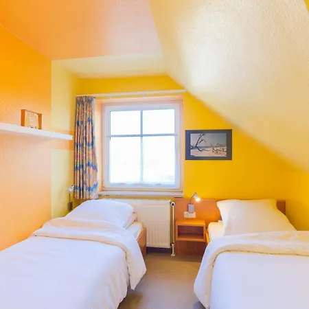 Der Suedschwede ... Dein Gaestehaus Mitten In Zingst Und Nah Zum Strand Buitenkant foto