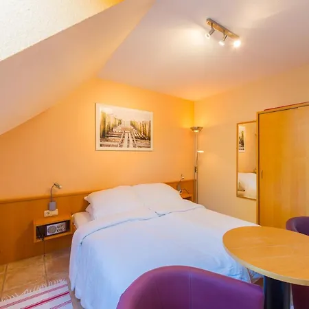 Der Suedschwede ... Dein Gaestehaus Mitten In Zingst Und Nah Zum Strand Buitenkant foto