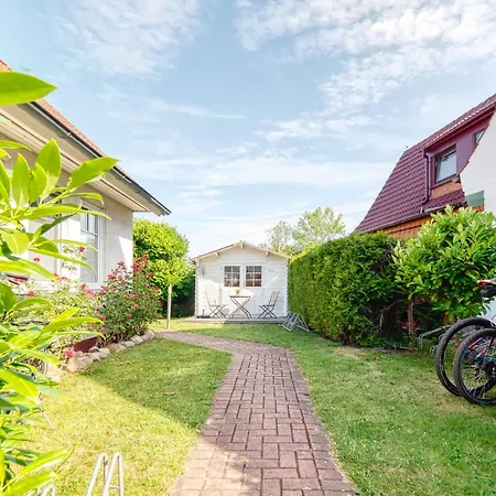 Der Suedschwede ... Dein Gaestehaus Mitten In Zingst Und Nah Zum Strand Buitenkant foto