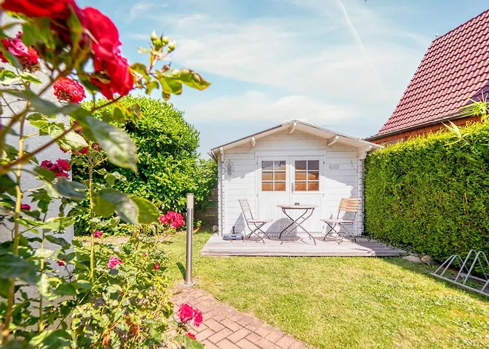 Der Suedschwede ... Dein Gaestehaus Mitten In Zingst Und Nah Zum Strand
